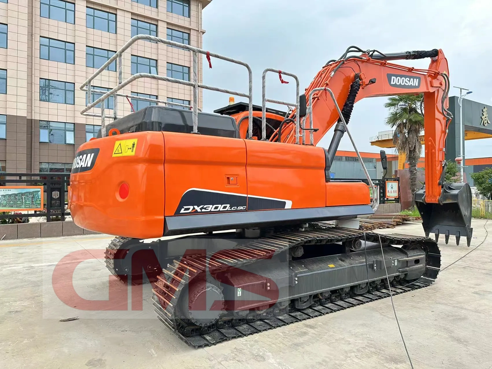 DX300LC